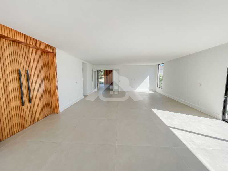 12_G1684350872