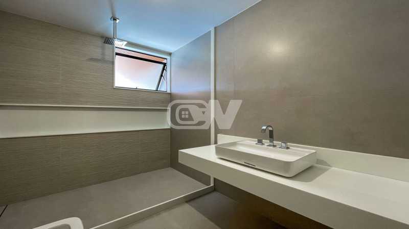 15_G1785781154