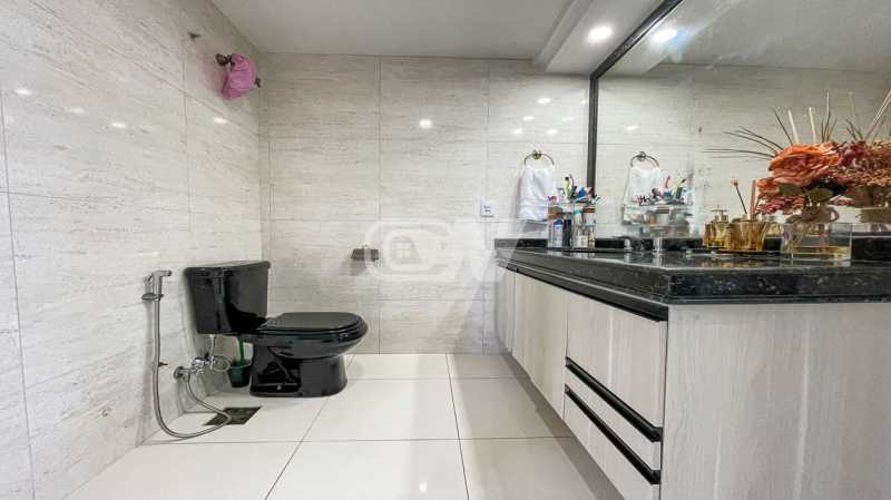 225_G1720541272