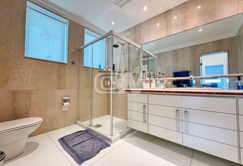 592_G1750428681