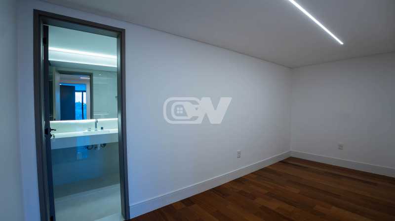 712_G1781543601